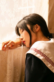 校草怀孕上课生宝宝